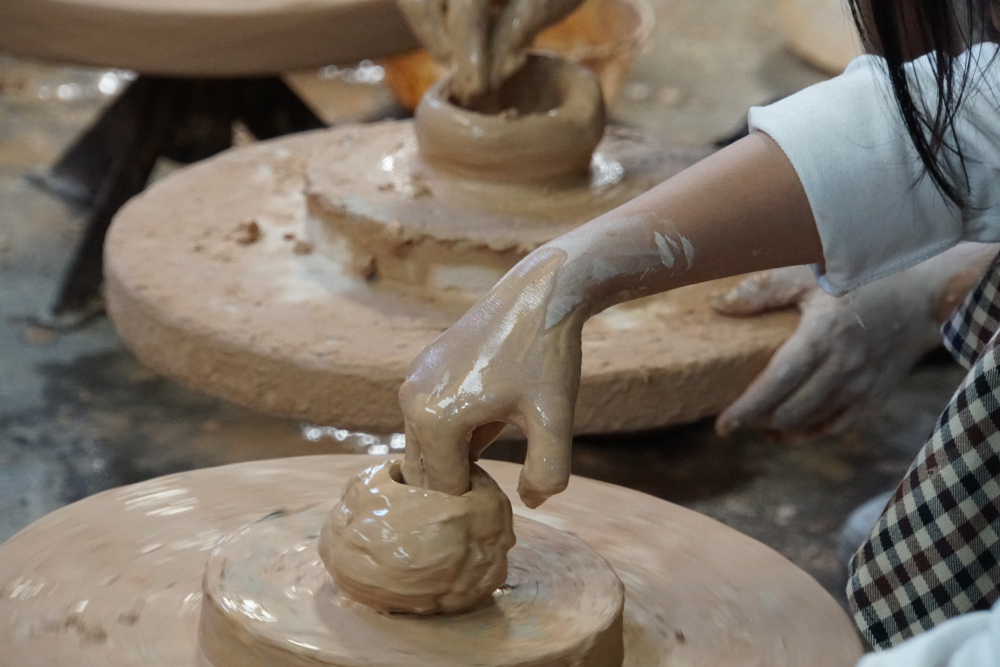 Making Pottery with Artists in Hanoi